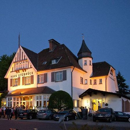 Отель Haus Litzbruck Дюссельдорф Экстерьер фото