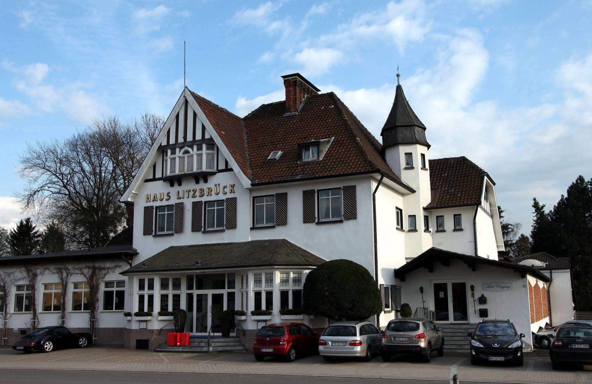 Отель Haus Litzbruck Дюссельдорф Экстерьер фото